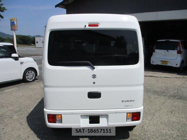 Suzuki EVERY 2022-05 7326988-2