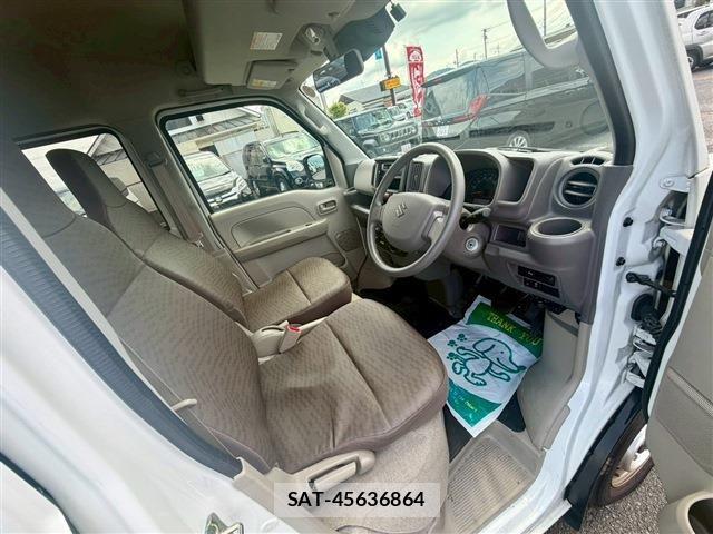Suzuki EVERY 2022-05 7326981-12