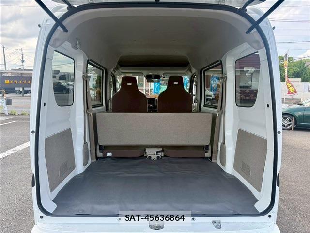 Suzuki EVERY 2022-05 7326981-19