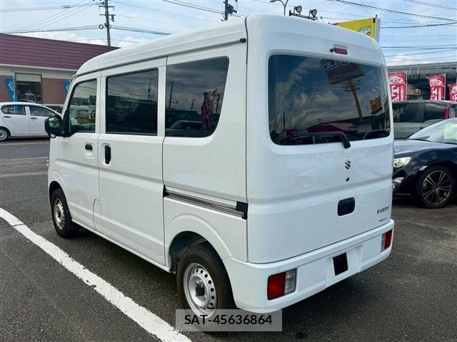 Suzuki EVERY 2022-05 7326981-21