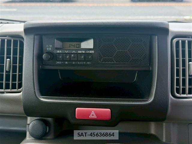 Suzuki EVERY 2022-05 7326981-4