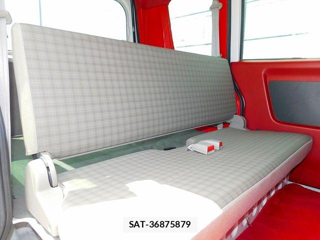 Suzuki EVERY 2011-09 7326986-27