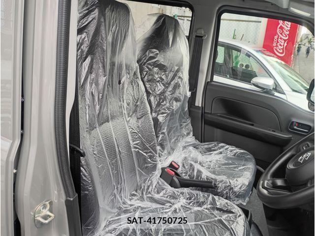 Suzuki EVERY 2026-05 7357689-11