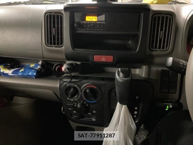 Suzuki EVERY 2016-03 7357692-10