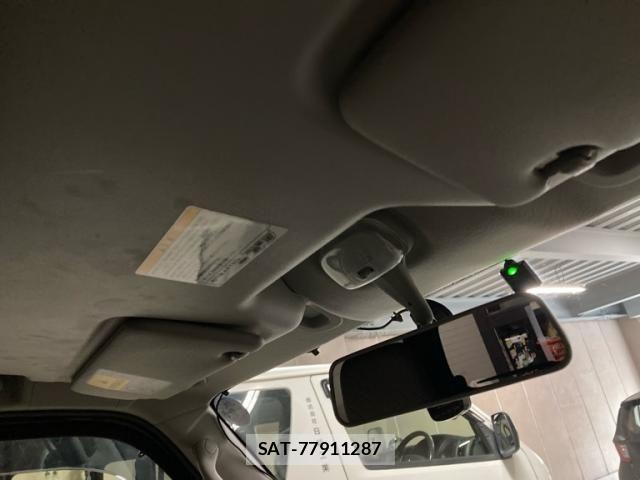 Suzuki EVERY 2016-03 7357692-11
