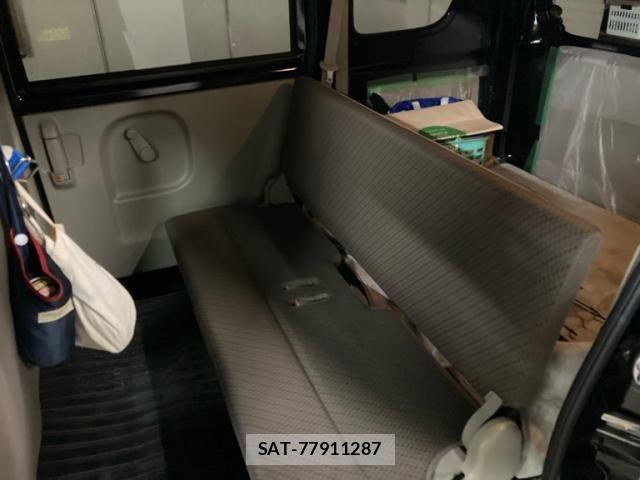 Suzuki EVERY 2016-03 7357692-6
