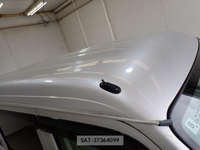 Suzuki EVERY 2015-06 7357682-9