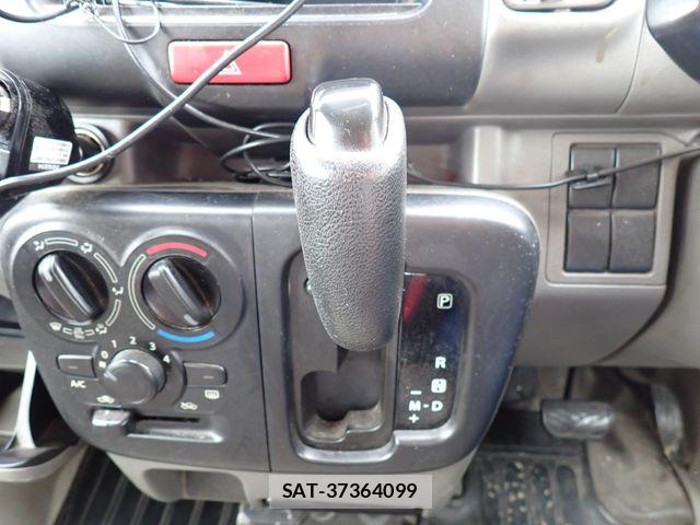Suzuki EVERY 2015-06 7357682-13