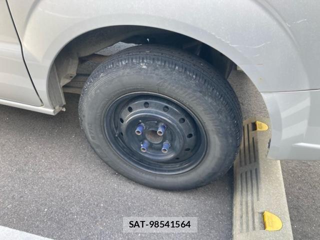 Suzuki EVERY 2009-01 7357696-10