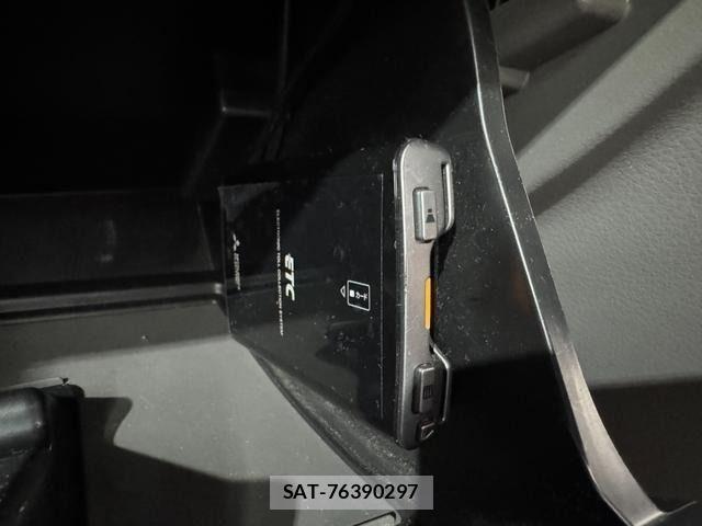 Suzuki EVERY 2018-01 7357694-22