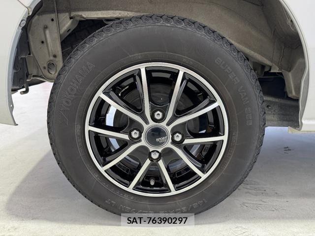 Suzuki EVERY 2018-01 7357694-8