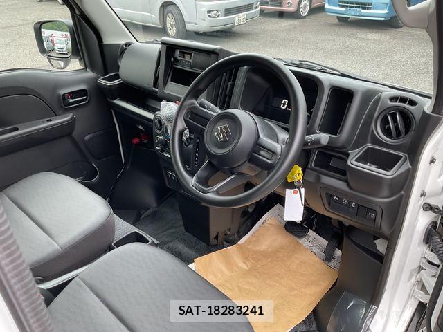 Suzuki EVERY 2026-06 7357693-18