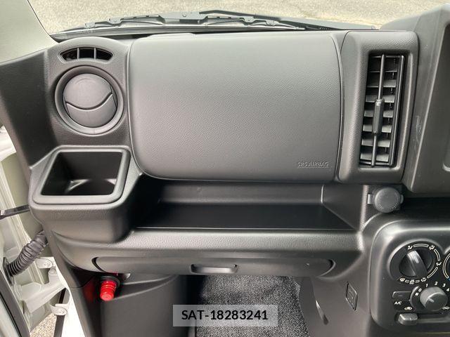 Suzuki EVERY 2026-06 7357693-22