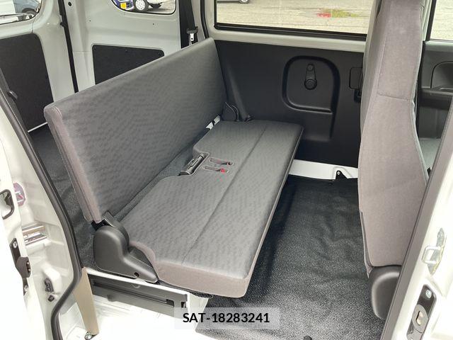 Suzuki EVERY 2026-06 7357693-27