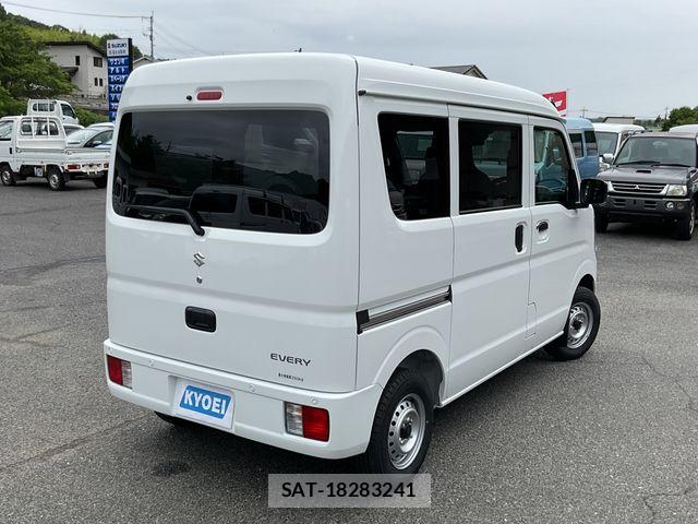 Suzuki EVERY 2026-06 7357693-4