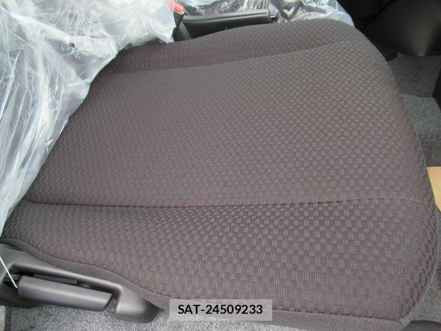 Suzuki EVERY 2026-06 7357685-6