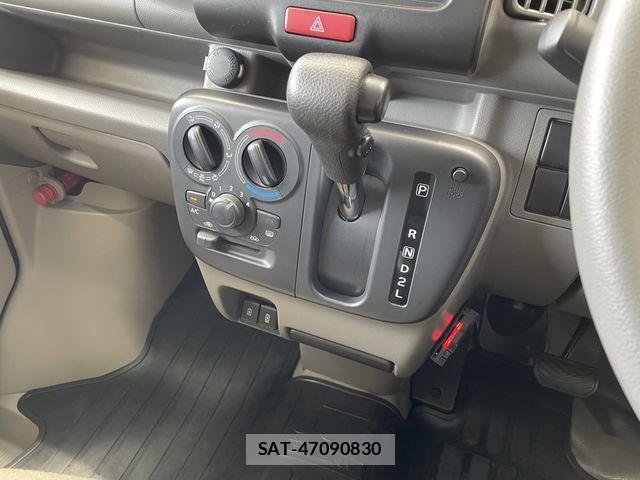 Suzuki EVERY 2023-12 7357686-13