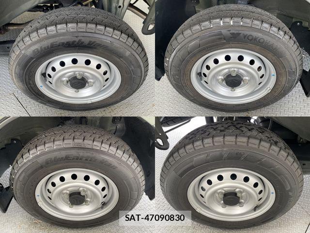 Suzuki EVERY 2023-12 7357686-27