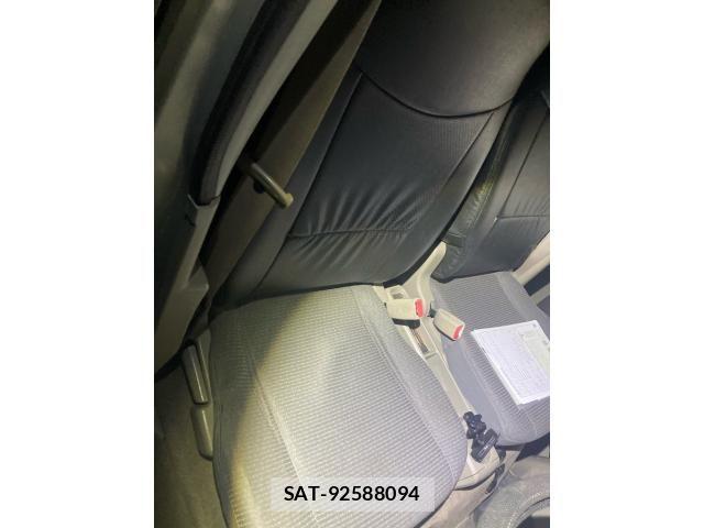 Suzuki EVERY 2011-01 7392111-9