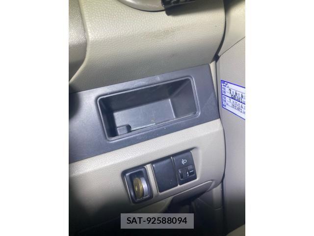 Suzuki EVERY 2011-01 7392111-13