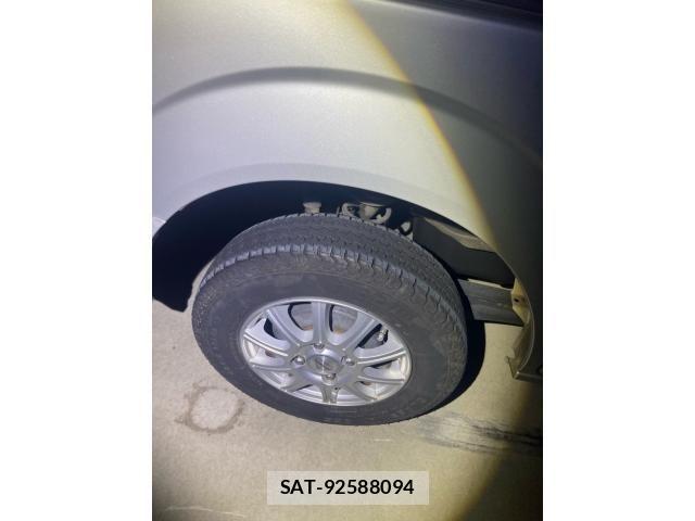 Suzuki EVERY 2011-01 7392111-5