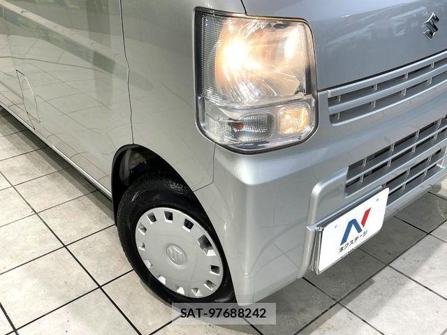 Suzuki EVERY 2017-03 7392104-11