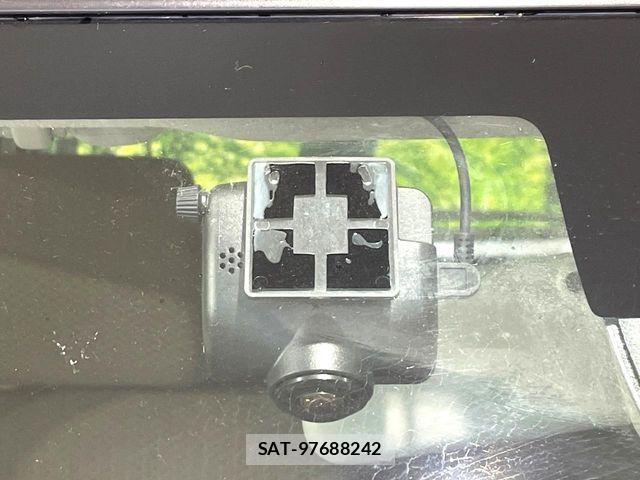 Suzuki EVERY 2017-03 7392104-6