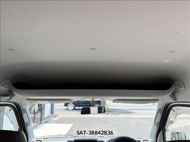 Suzuki EVERY 2019-07 7454216-15