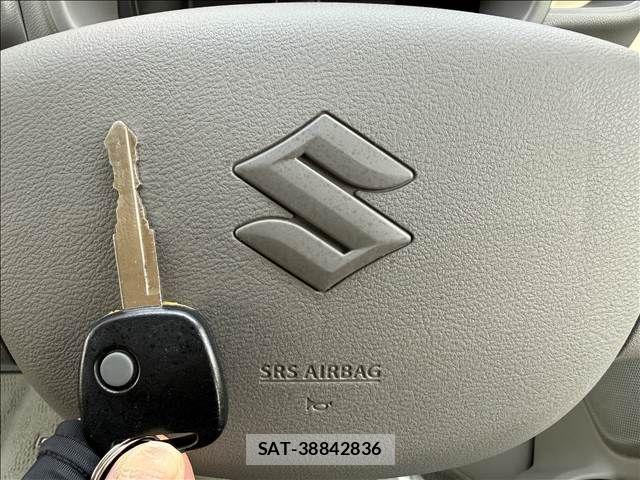 Suzuki EVERY 2019-07 7454216-26