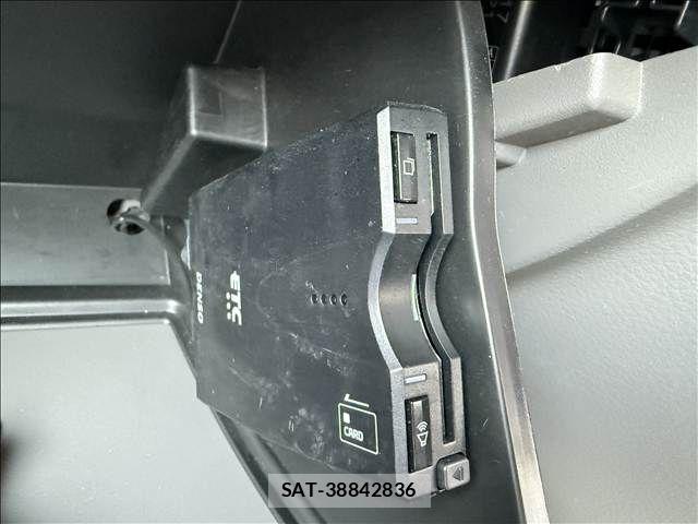 Suzuki EVERY 2019-07 7454216-3