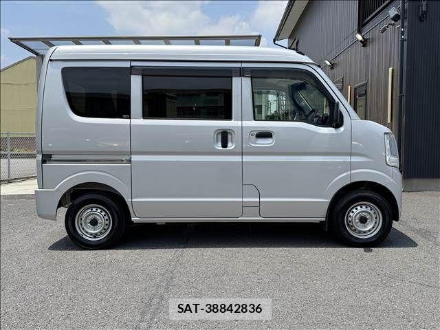 Suzuki EVERY 2019-07 7454216-6