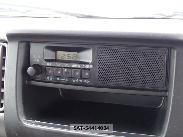 Suzuki EVERY 2022-03 7454209-8