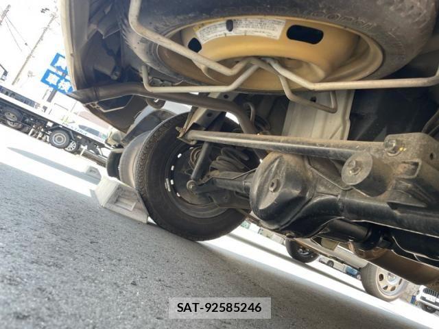Suzuki EVERY 2011-01 7454219-17