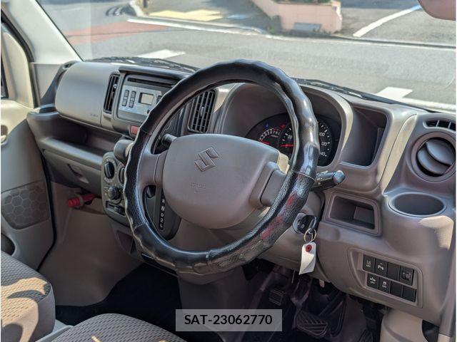 Suzuki EVERY 2019-09 7454218-9