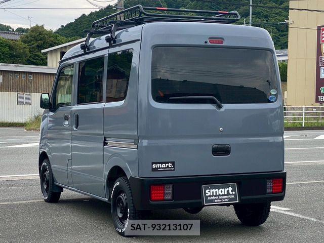 Suzuki EVERY 2016-02 7454204-7