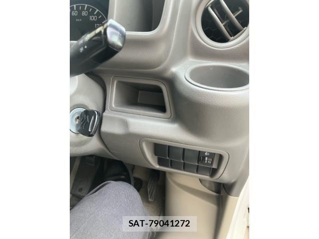 Suzuki EVERY 2018-09 7508636-14