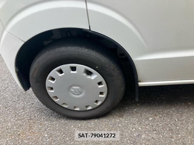 Suzuki EVERY 2018-09 7508636-3