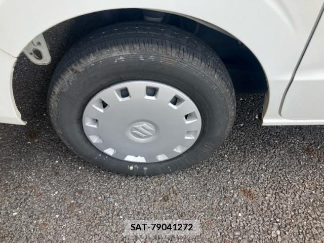 Suzuki EVERY 2018-09 7508636-4