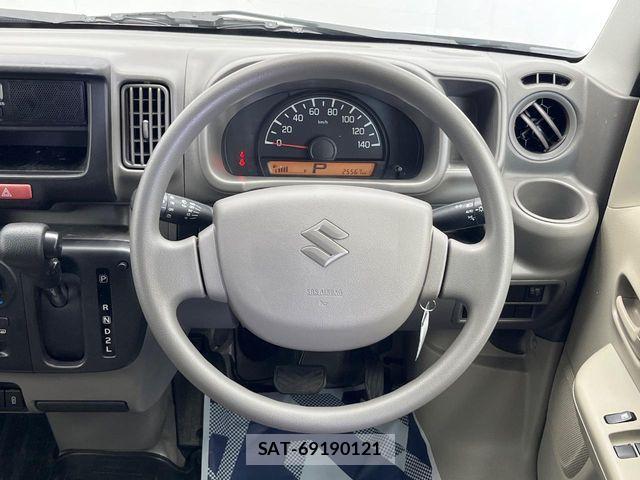 Suzuki EVERY 2023-11 7500500-10
