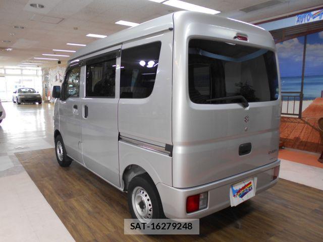 Suzuki EVERY 2015-04 7500506-13