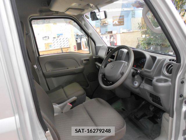 Suzuki EVERY 2015-04 7500506-16