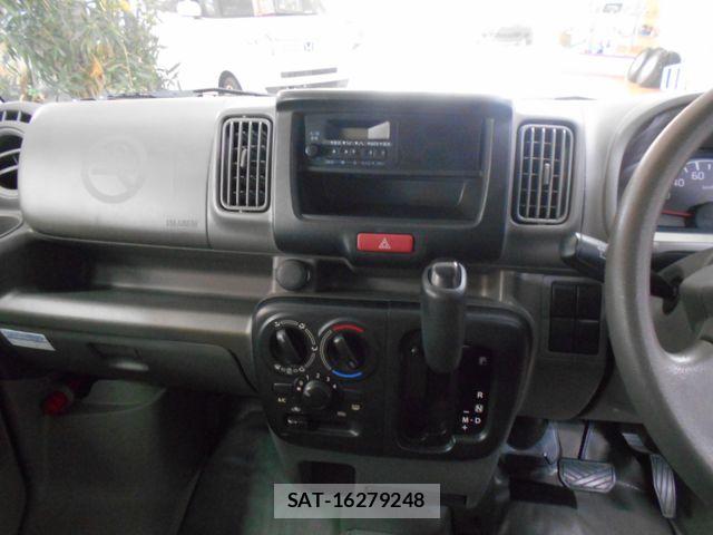 Suzuki EVERY 2015-04 7500506-17