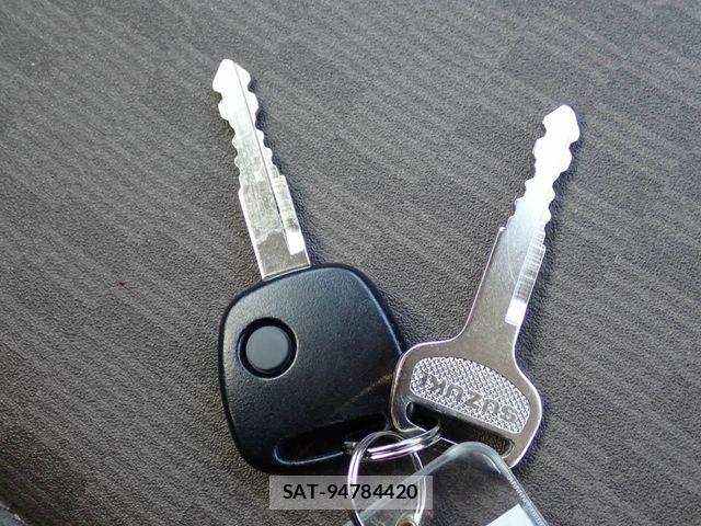 Suzuki EVERY 2022-03 7508629-19