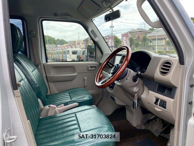 Suzuki EVERY 2014-12 7508627-11