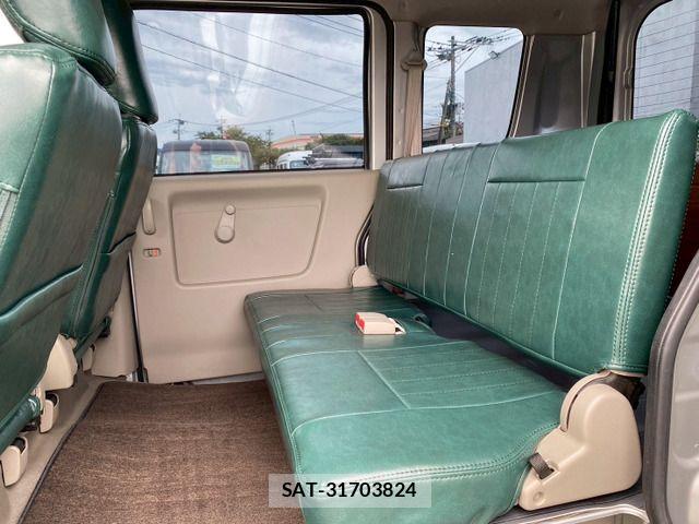 Suzuki EVERY 2014-12 7508627-15