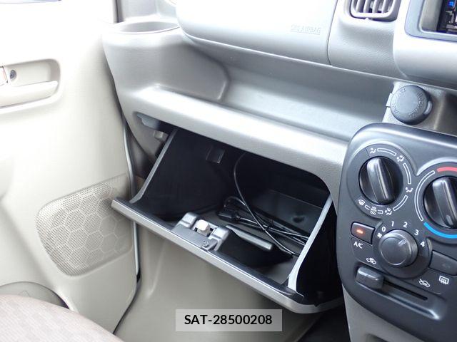 Suzuki EVERY 2022-03 7508628-13