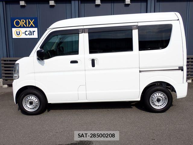 Suzuki EVERY 2022-03 7508628-26