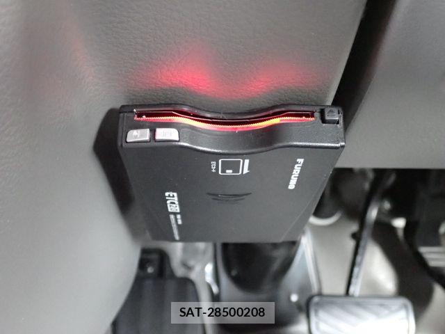 Suzuki EVERY 2022-03 7508628-5