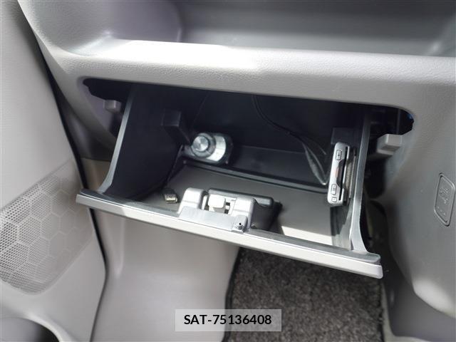 Suzuki EVERY 2018-10 7562092-16