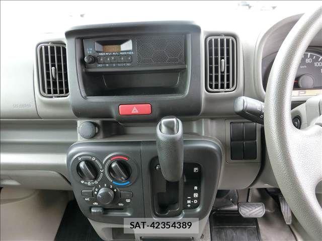 Suzuki EVERY 2015-07 7562093-14